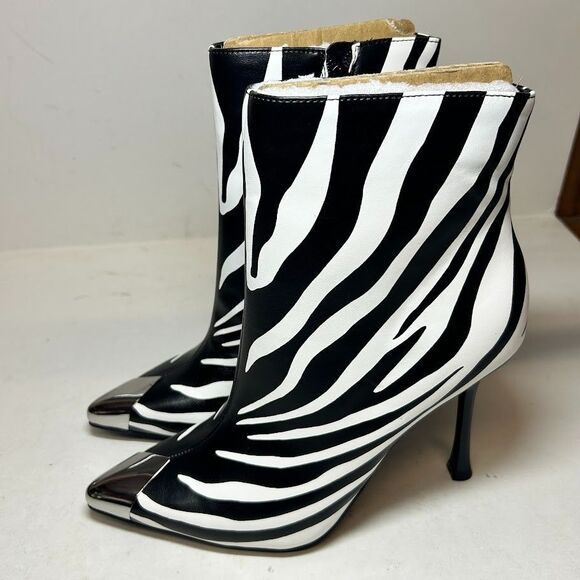 INC Womens 10 M Black Zebra Rohese High Heel Ankle Booties NIB KF3 - Picture 4 of 6